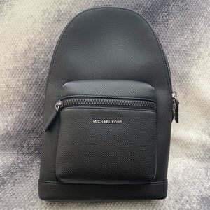 Michael Kors Cooper Sling Pack